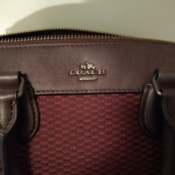 Like new coach shoulder bag satchel! - Picture 3 of 5
